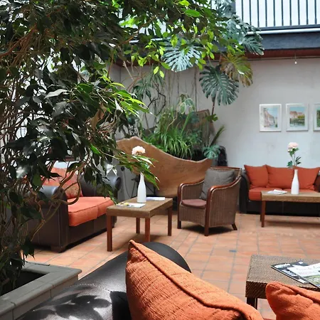 The Originals City, La Reine Jeanne, Hotel Orthez