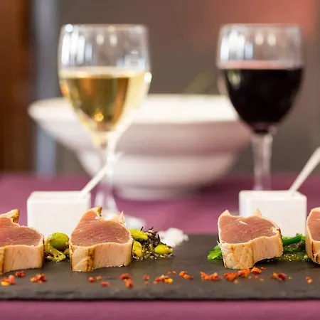 The Originals City, La Reine Jeanne, Hotel 3*