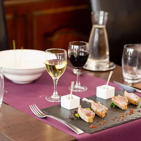 Hotel The Originals City, La Reine Jeanne, Orthez