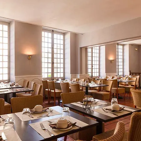 The Originals City, La Reine Jeanne, Hotel